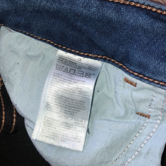 Old Navy jeans - Picture 3 of 4